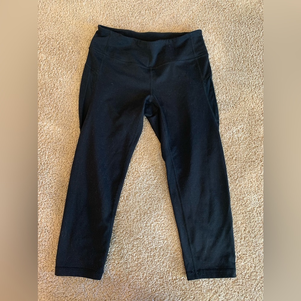 Zella 3/4 length black leggings, size small